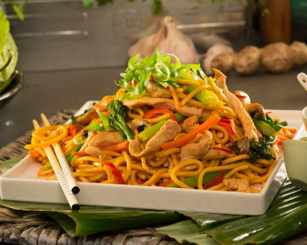 R2-22-Stir-fry-chicken-with-Hokkien-noodles.RIGHT_-1090x613.png