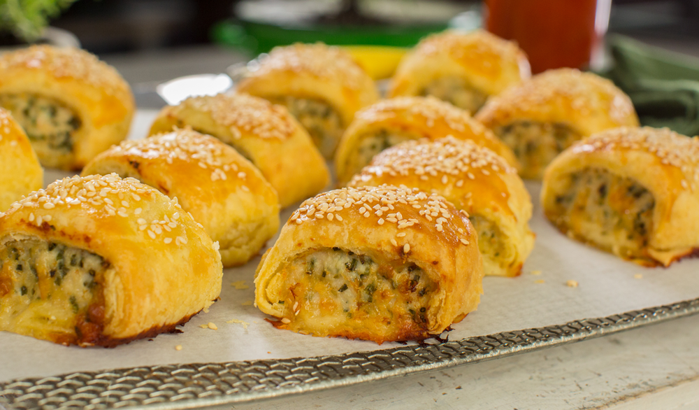 Cooking with Ritchies - Chicken Cheese & Chive Sausage Rolls